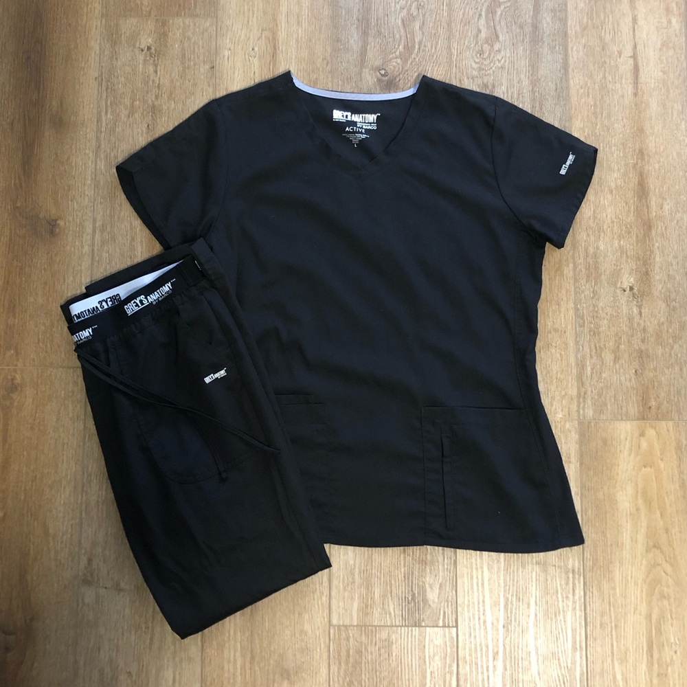 Grey’s Anatomy Black scrub set